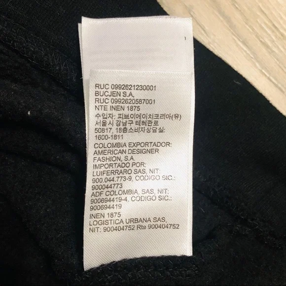 COPY - Calvin Klein Jeans Short Sleeve Sweatshirt/Hoodie - Picture 9 of 12